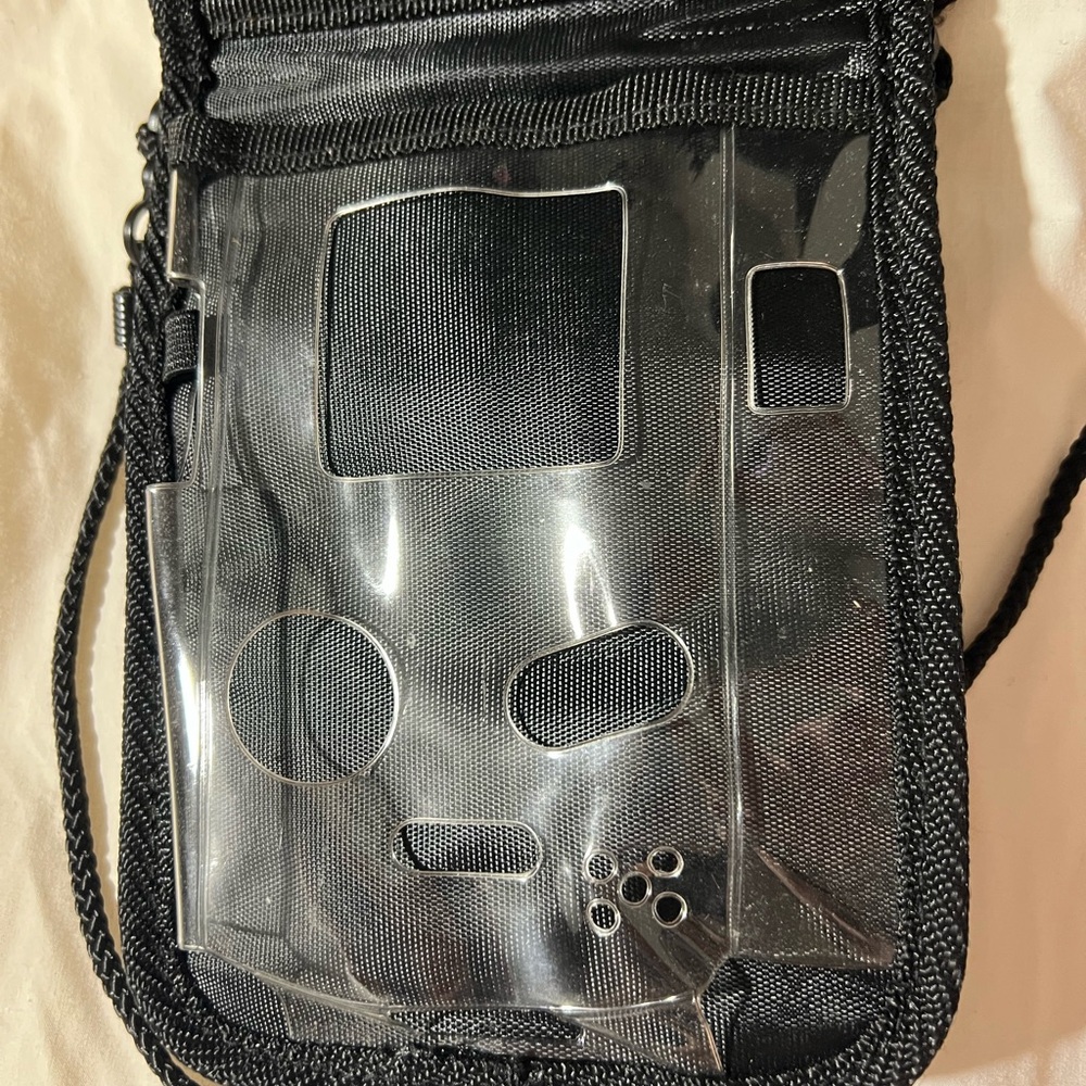 Pokemon Gold Gameboy Color Case - Picture 3 of 8